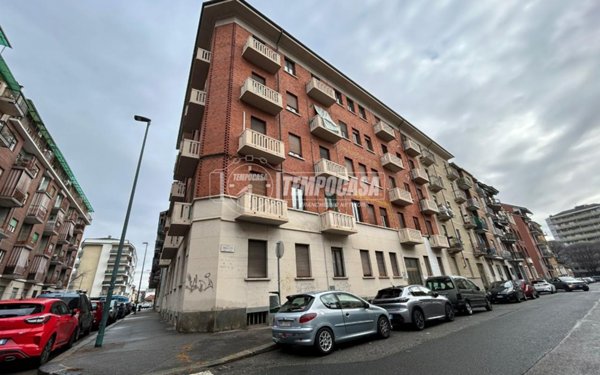 appartamento in vendita a Torino in zona Parella