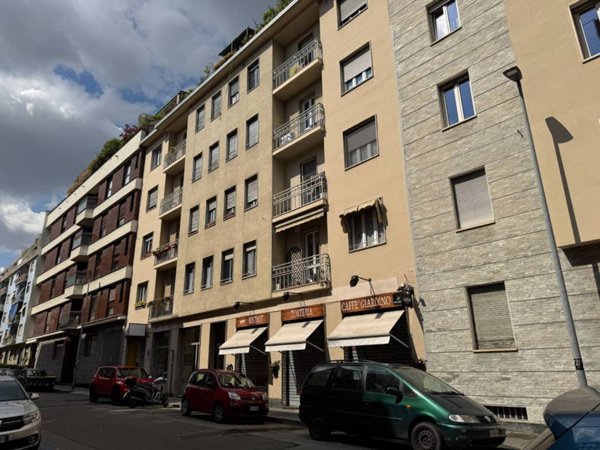 appartamento in vendita a Torino in zona San Salvario