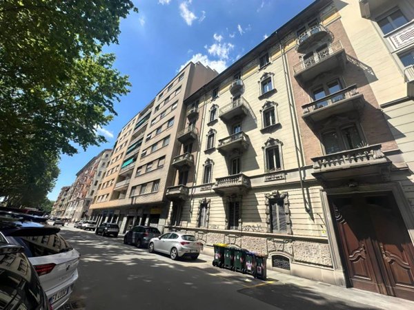 appartamento in vendita a Torino in zona Crocetta