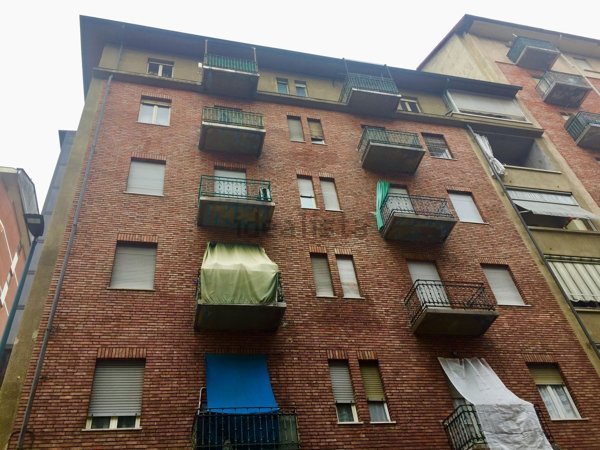 appartamento in vendita a Torino in zona Borgata Vittoria