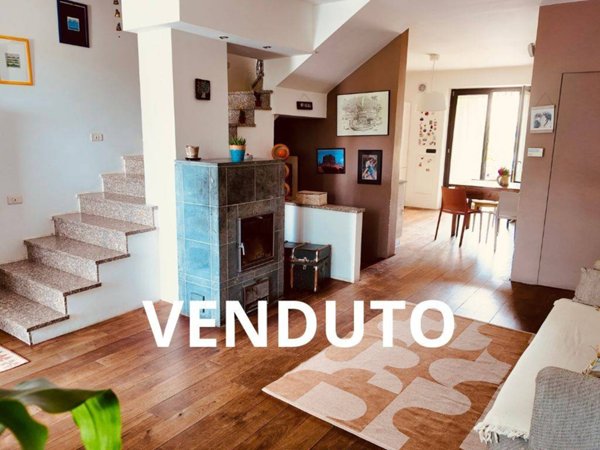 casa indipendente in vendita a Torino in zona Barca