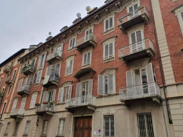 mansarda in vendita a Torino in zona Cit Turin
