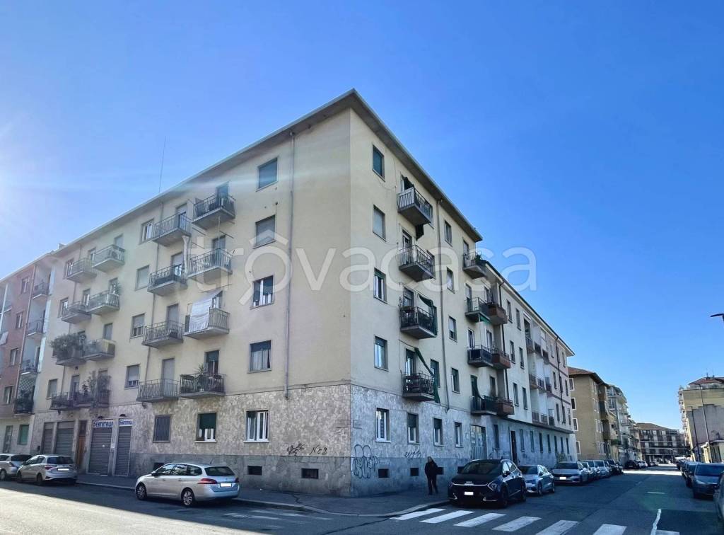appartamento in vendita a Torino in zona Mirafiori Sud