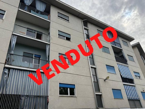 appartamento in vendita a Torino in zona Falchera