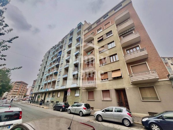 appartamento in vendita a Torino in zona Borgo San Paolo