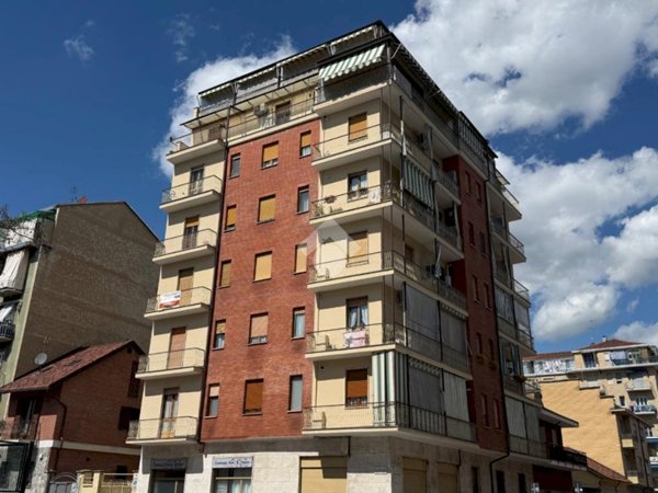 appartamento in vendita a Torino in zona Lucento