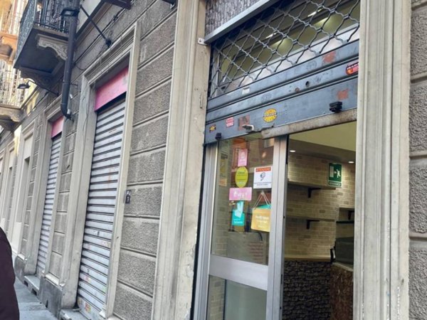 negozio in vendita a Torino in zona Borgo San Paolo