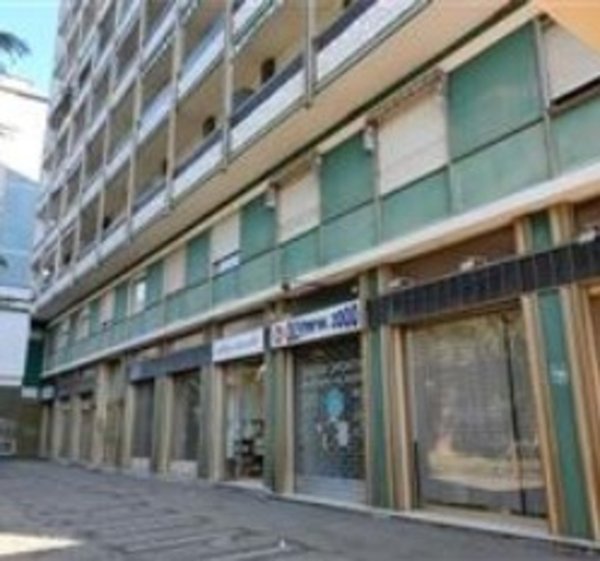 negozio in vendita a Torino in zona Santa Rita