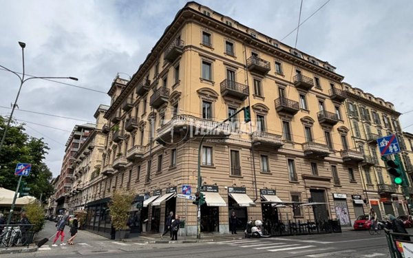 appartamento in vendita a Torino in zona San Salvario