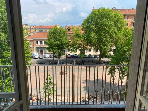 appartamento in vendita a Torino in zona Parella