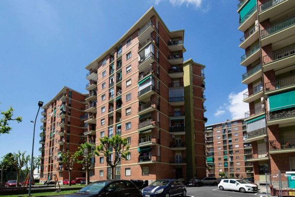 appartamento in vendita a Torino in zona Lingotto