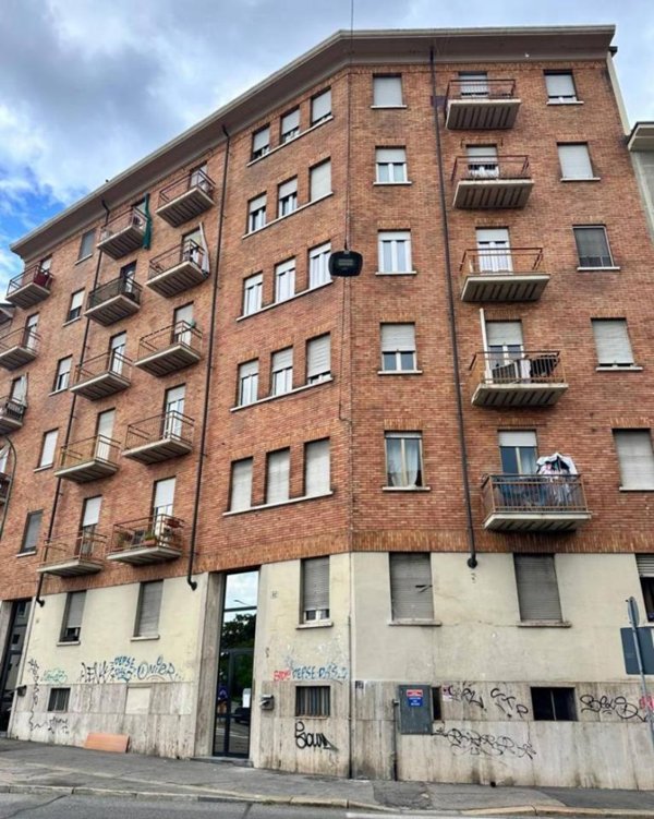 appartamento in vendita a Torino in zona Vallette