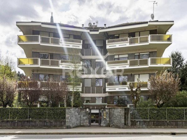 attico in vendita a Torino in zona Vanchiglia