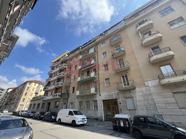 appartamento in vendita a Torino in zona Santa Rita