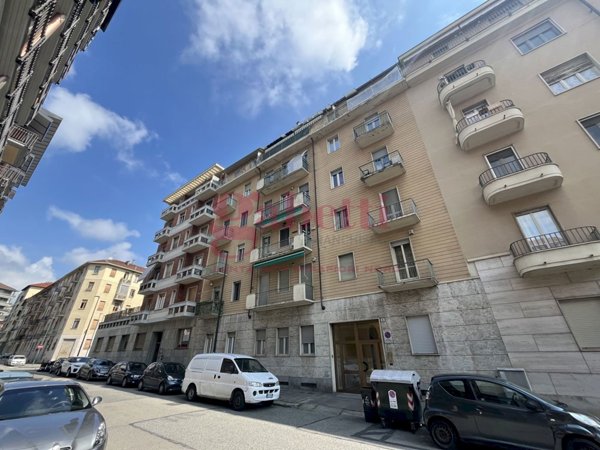 appartamento in vendita a Torino in zona Santa Rita