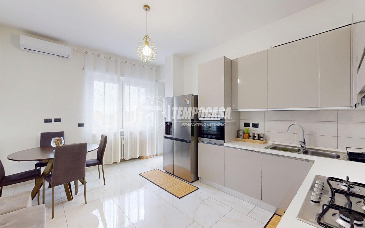 appartamento in vendita a Torino in zona Mirafiori Sud