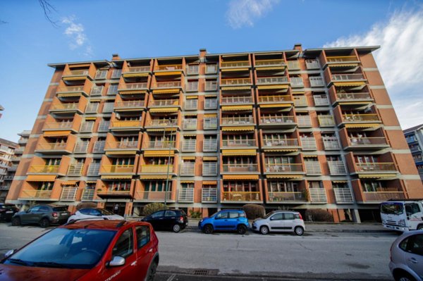 appartamento in vendita a Torino in zona Mirafiori Nord