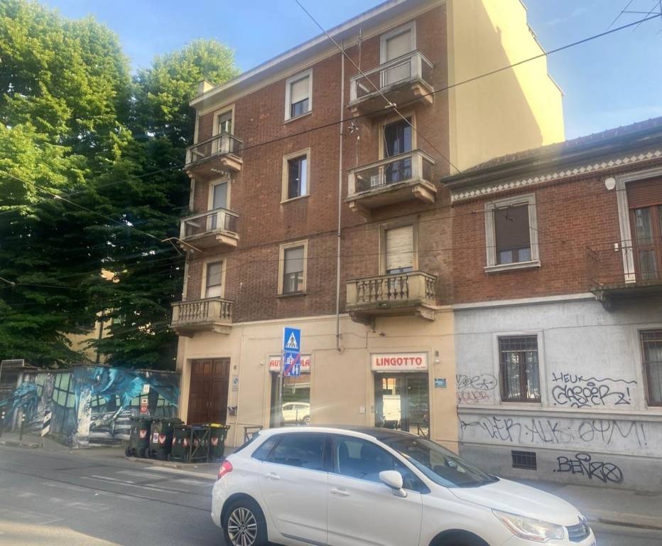 appartamento in vendita a Torino in zona Lingotto