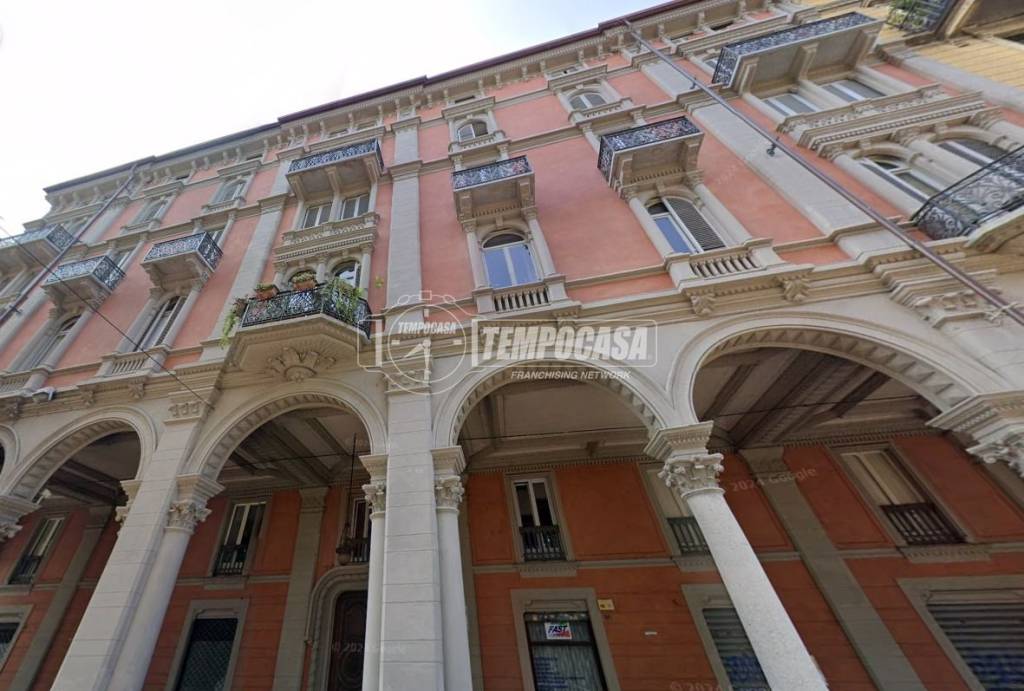locale commerciale in vendita a Torino in zona Crocetta