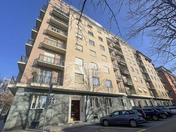 appartamento in vendita a Torino in zona Crocetta