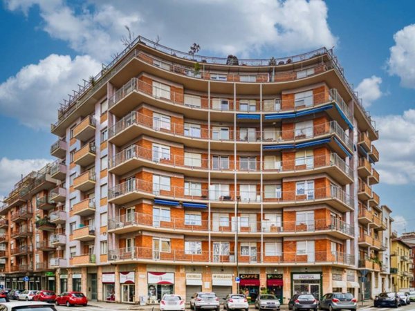 appartamento in vendita a Torino in zona Parella