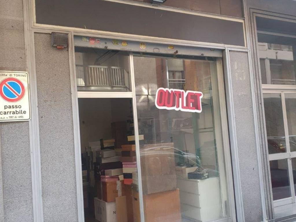 negozio in vendita a Torino in zona San Salvario