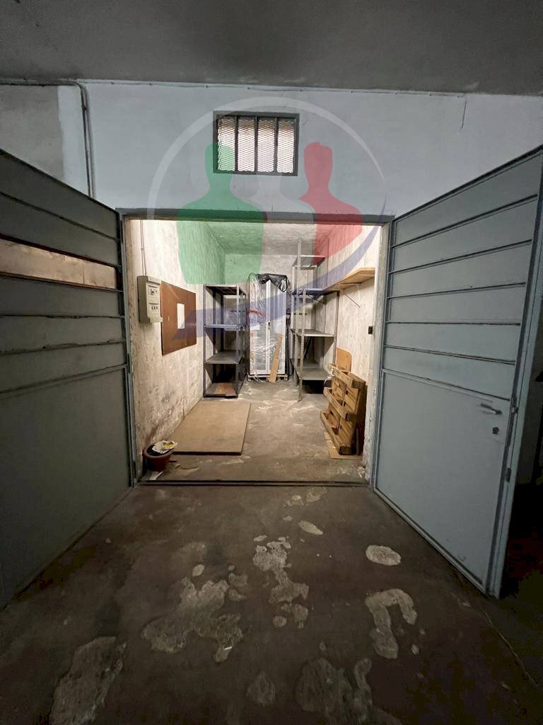 locale di sgombero in vendita a Torino