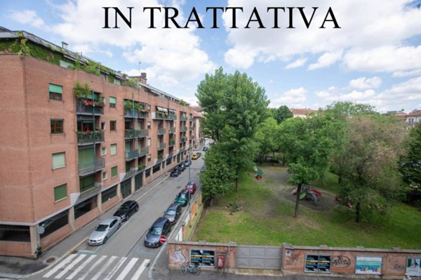 appartamento in vendita a Torino in zona Cit Turin