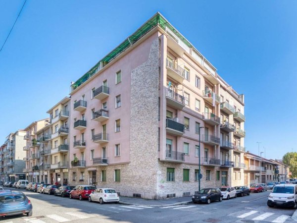 appartamento in vendita a Torino in zona Parella