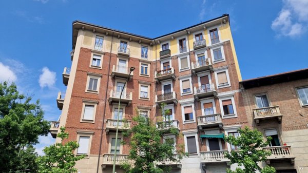 appartamento in vendita a Torino in zona Lingotto