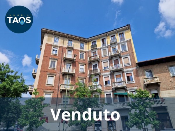 appartamento in vendita a Torino in zona Lingotto