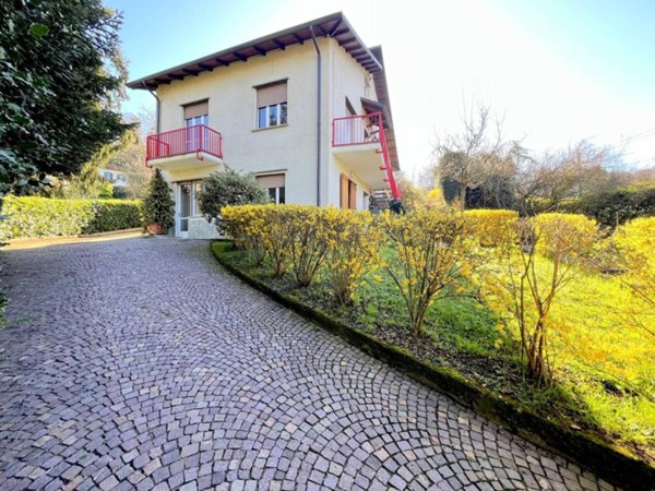 casa indipendente in vendita a Torino in zona Gran Madre