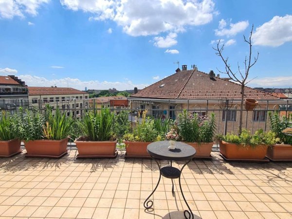 appartamento in vendita a Torino in zona Pozzo Strada