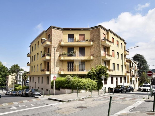 appartamento in vendita a Torino in zona Borgo Po