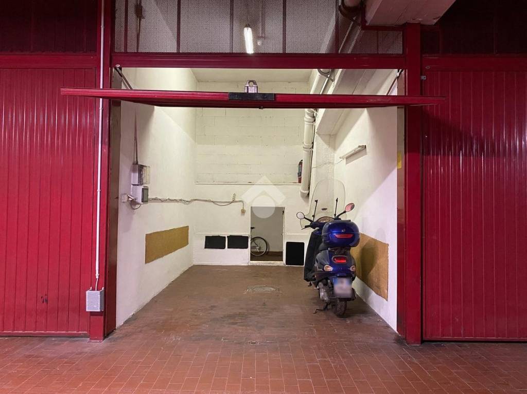 locale di sgombero in vendita a Torino in zona Santa Rita