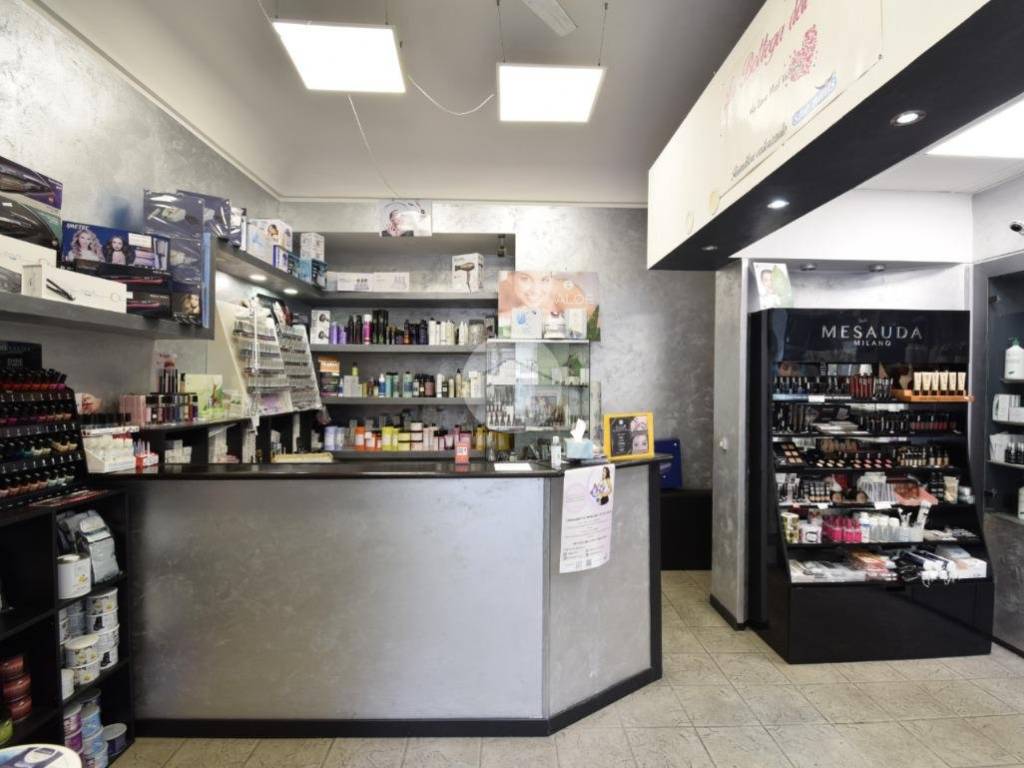 negozio in vendita a Torino