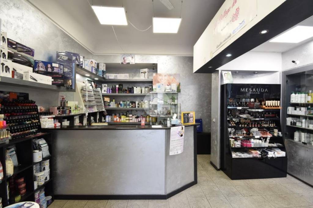 negozio in vendita a Torino