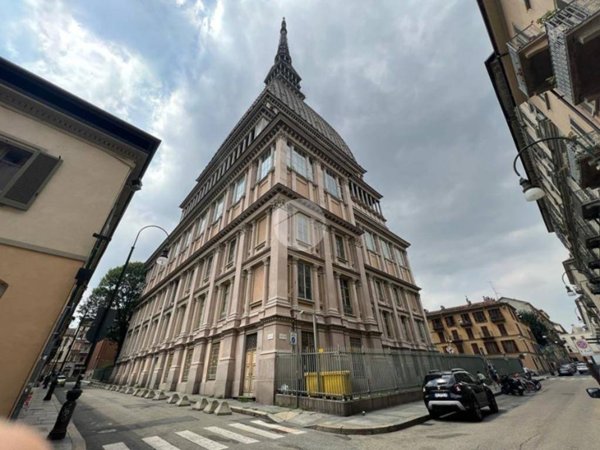 negozio in vendita a Torino in zona Centro Storico