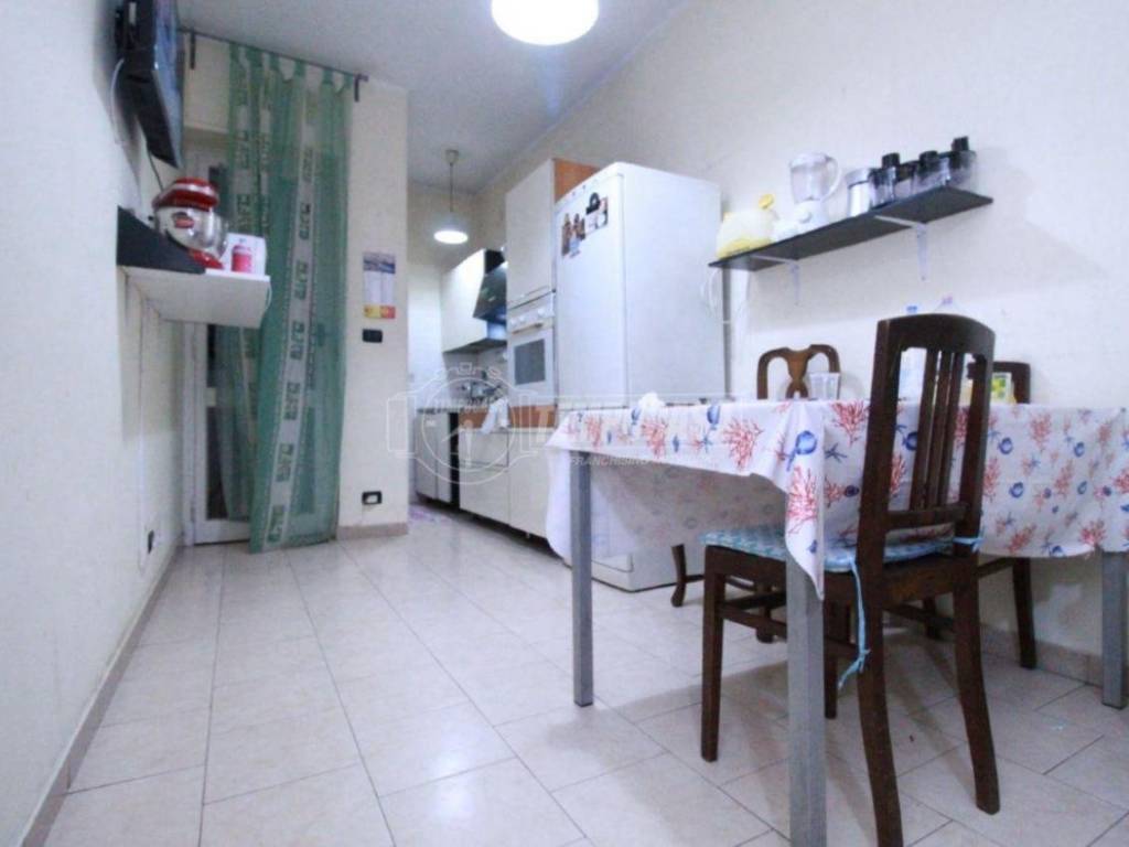 appartamento in vendita a Torino in zona Borgata Vittoria