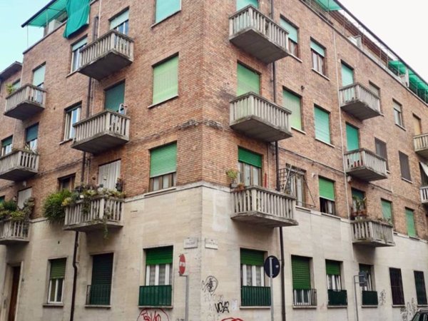 appartamento in vendita a Torino in zona Aurora