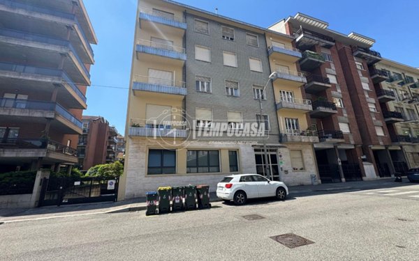 appartamento in vendita a Torino in zona Lingotto