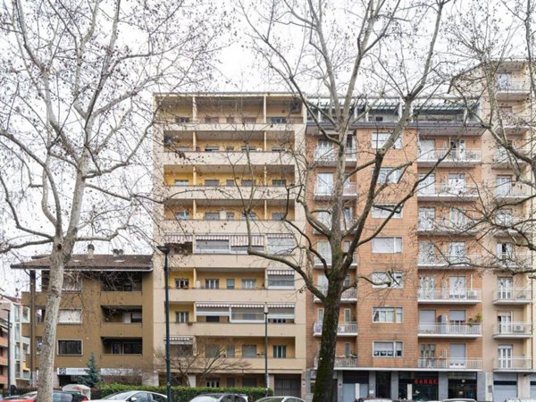 appartamento in vendita a Torino in zona Lingotto