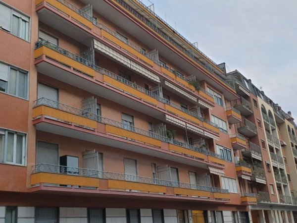 appartamento in vendita a Torino in zona Millefonti