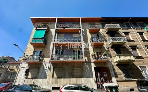 appartamento in vendita a Torino in zona Cenisia