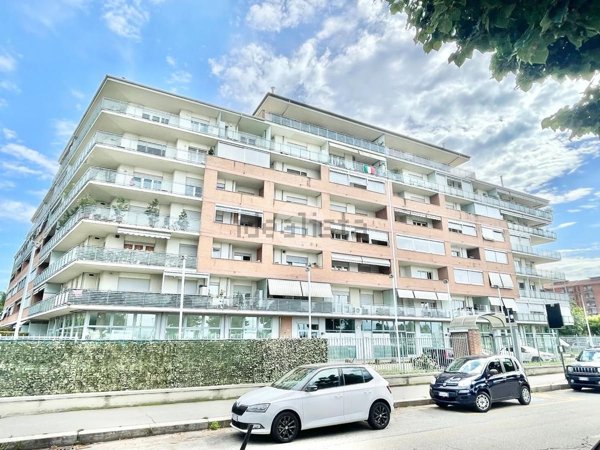 appartamento in vendita a Torino in zona Vallette