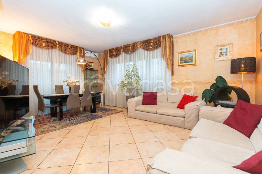 appartamento in vendita a Torino in zona Borgo San Paolo