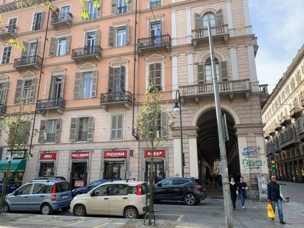 negozio in vendita a Torino in zona Centro Storico