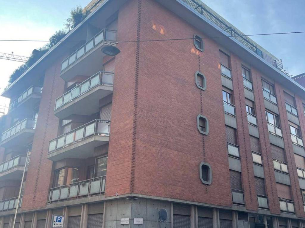 appartamento in vendita a Torino in zona San Salvario