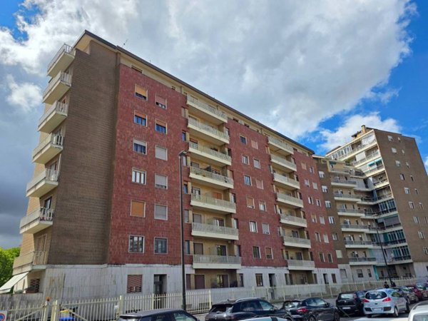 appartamento in vendita a Torino in zona Pozzo Strada