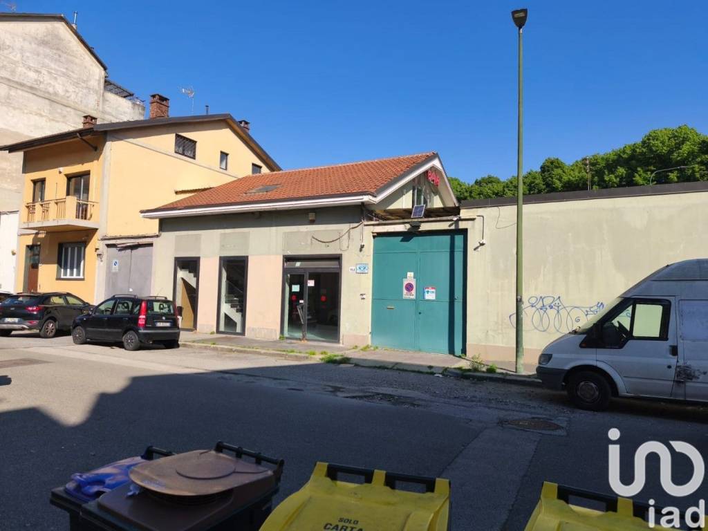 negozio in vendita a Torino in zona Vanchiglia